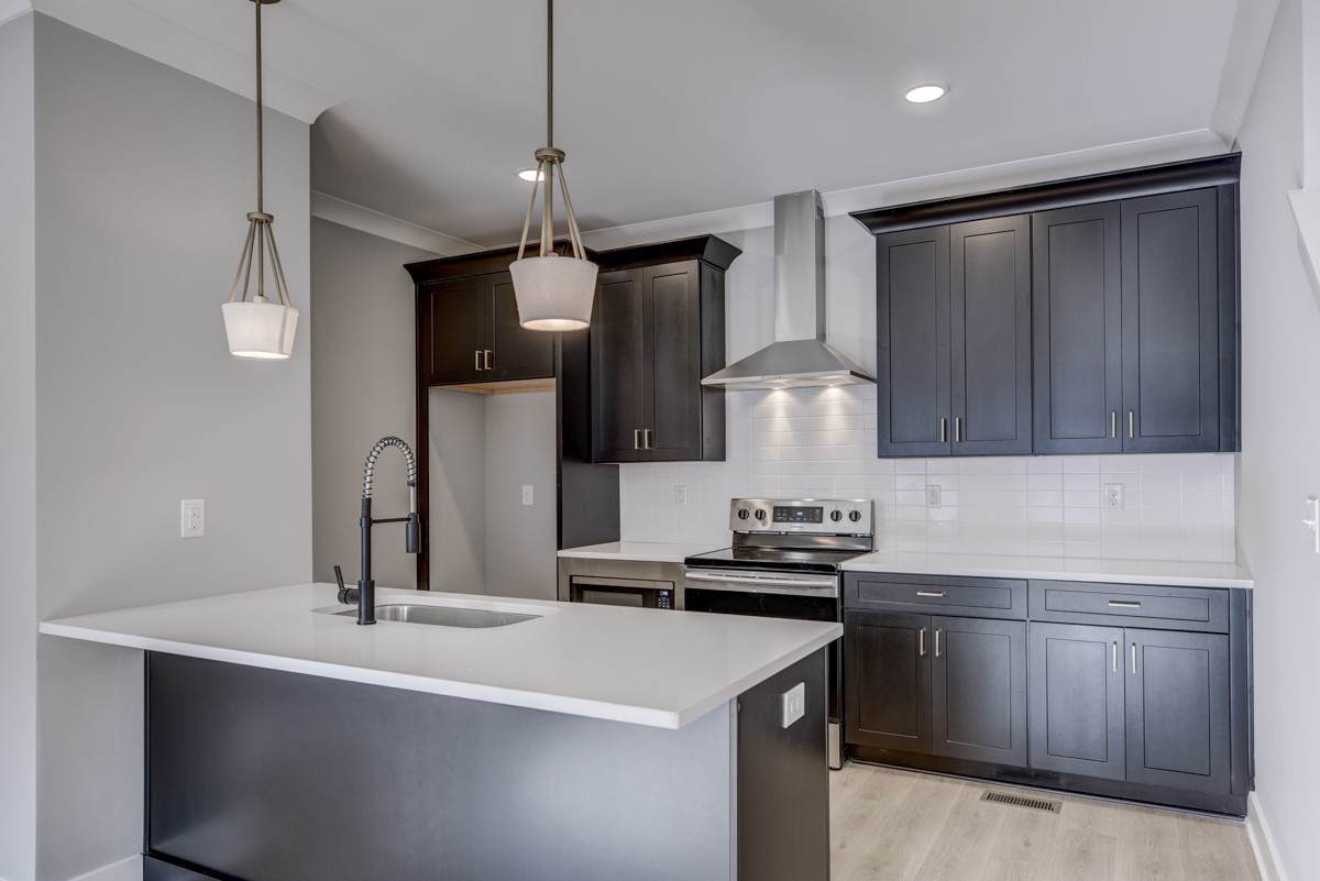110 Duke St - Photo 1