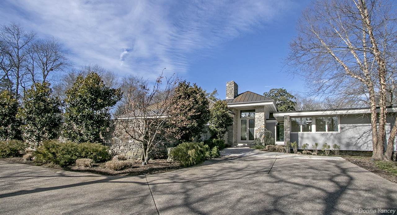 6210 Hickory Valley Rd - Photo 1
