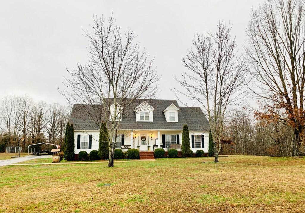 138 Commanche Dr - Photo 1
