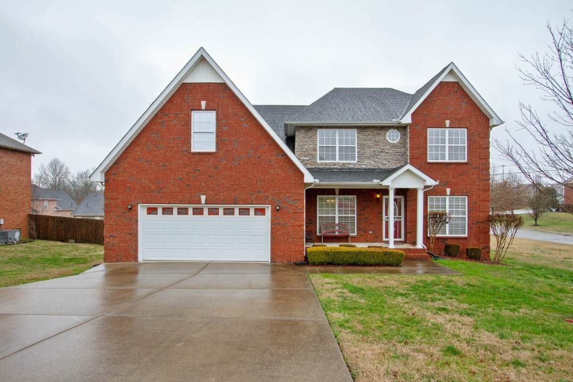 100 Harrier Ct - Photo 1