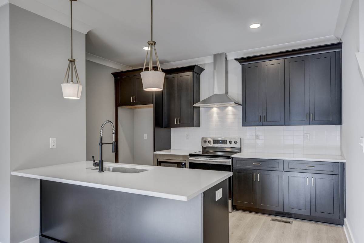 110 Duke St - Photo 1