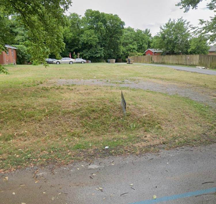 908 Mccarn St - Photo 1