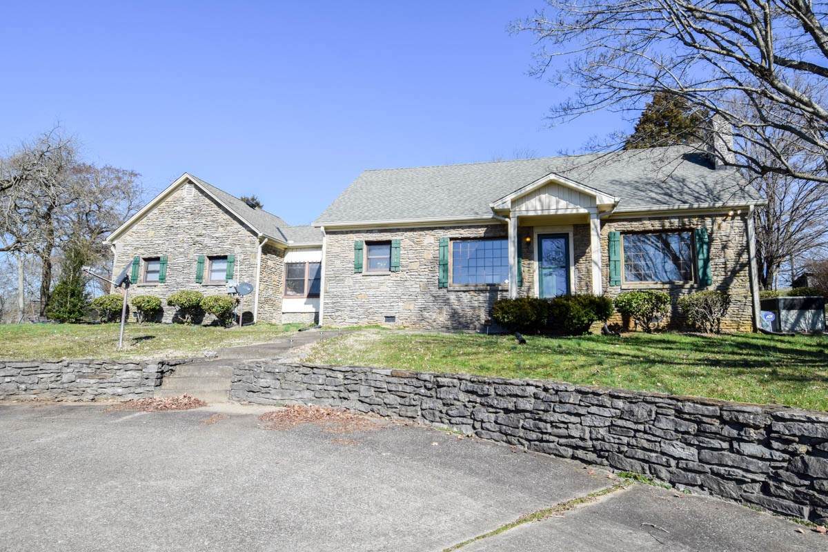 1136 Hartsville Pike - Photo 1 1136 Hartsville Pike - Photo 1