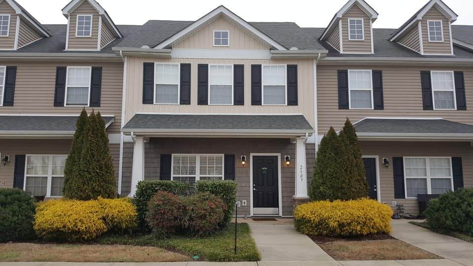 2507 New Holland Cir - Photo 1