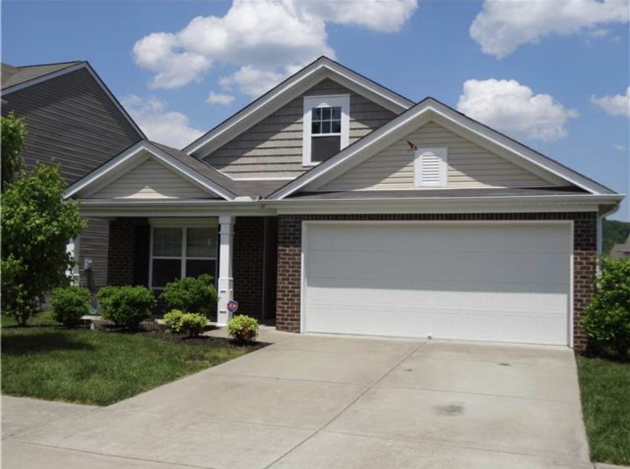 755 Gloucester Ln - Photo 1 755 Gloucester Ln - Photo 1