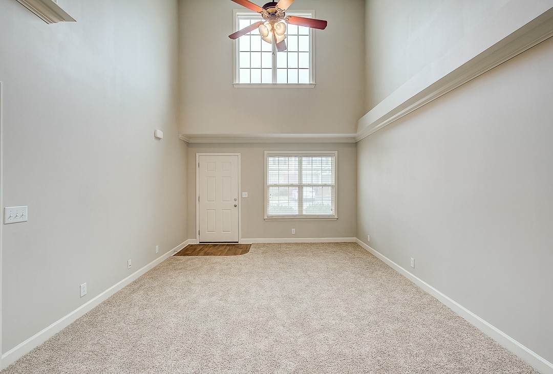 4833 Octavia St - Photo 1