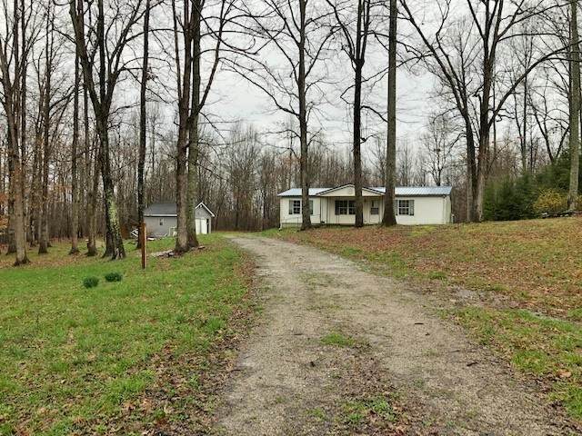 1098 E Ravenscroft Rd - Photo 1