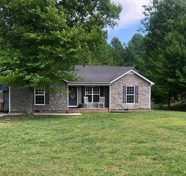 225 Lake Forrest Rd - Photo 1