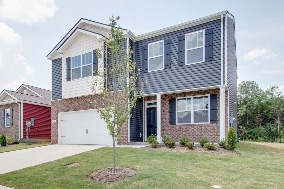 5560 Hickory Woods Dr - Photo 1