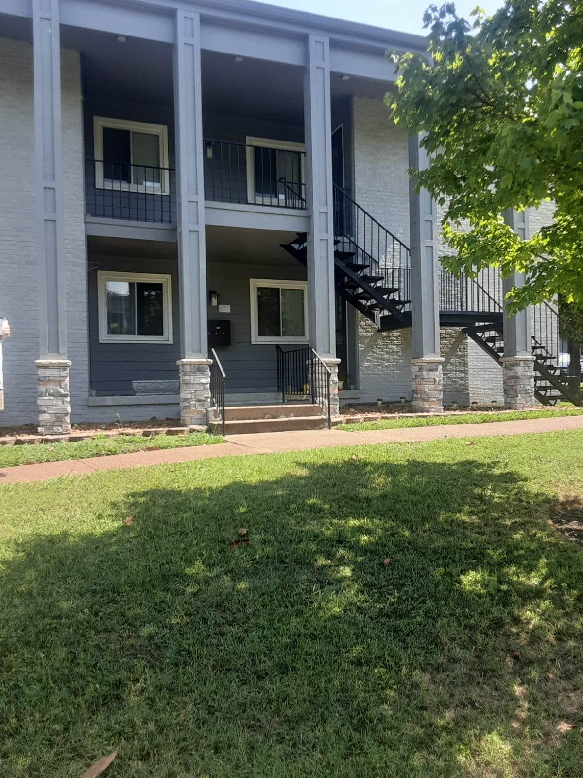 1900 Richard Jones Rd - Photo 1