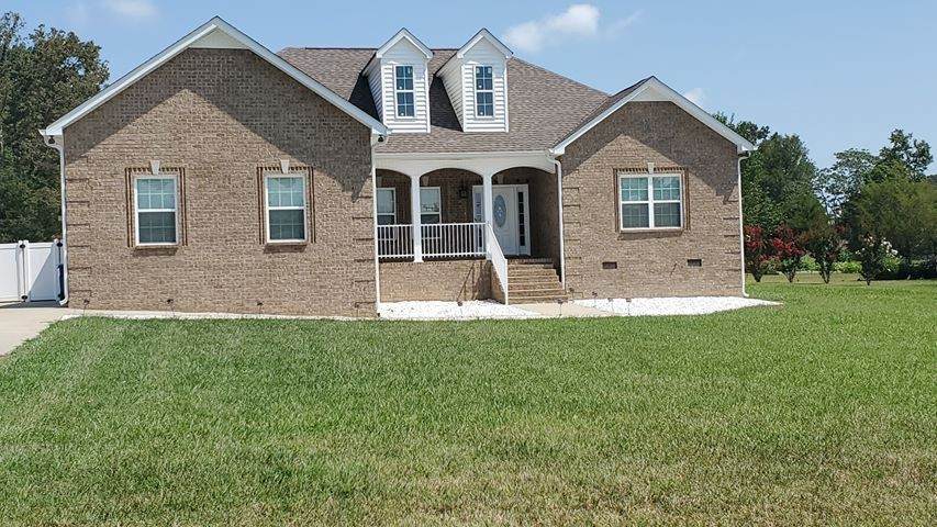 224 Creekwood Ln - Photo 1