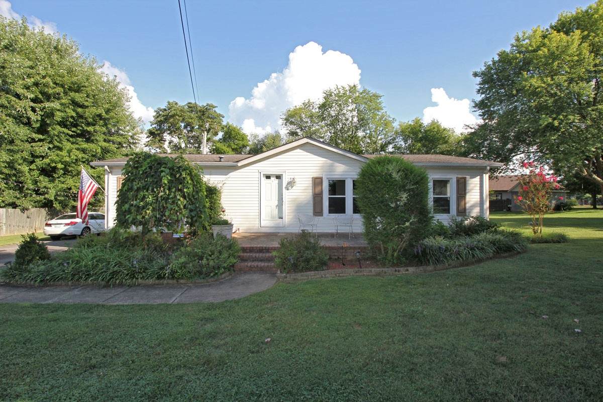 337 Portland Rd - Photo 1