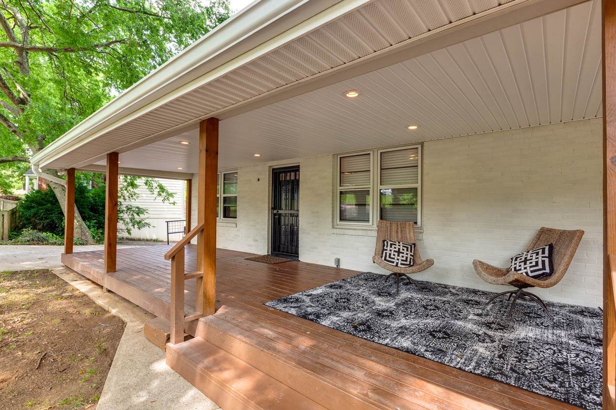 2302 Amherst Ct - Photo 1