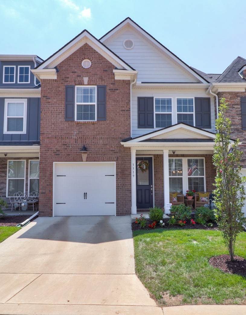 3319 Brookberry Ln - Photo 1