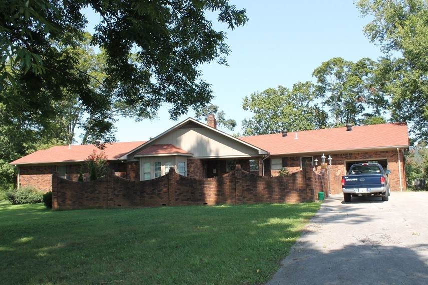 5366 Spencer Rd - Photo 1