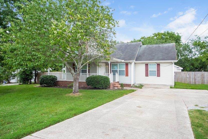 120 Constitution Ave - Photo 1