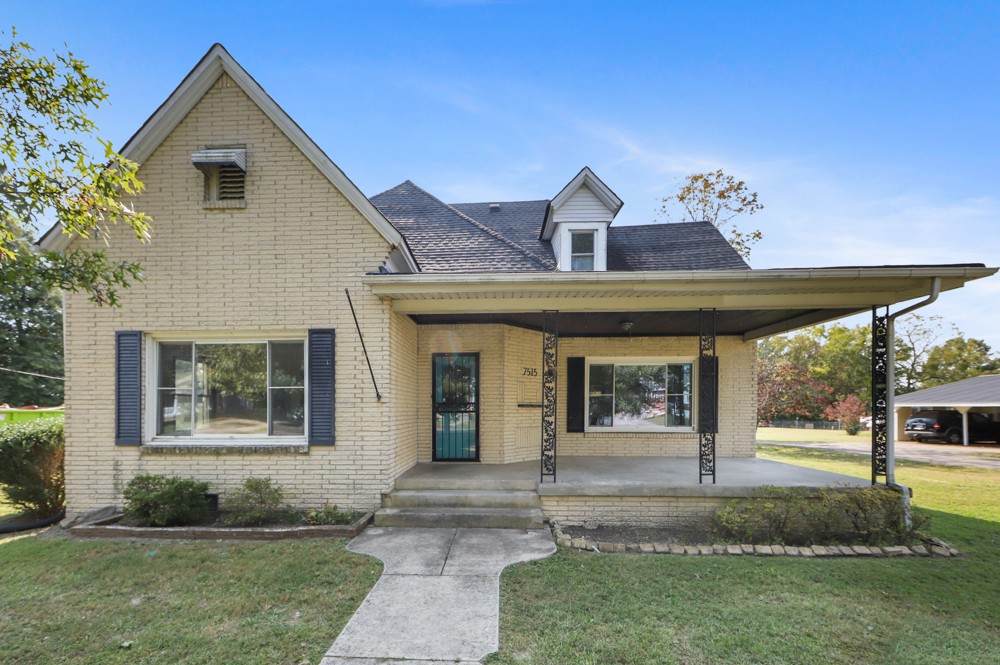 7515 Elm Springs Rd - Photo 1