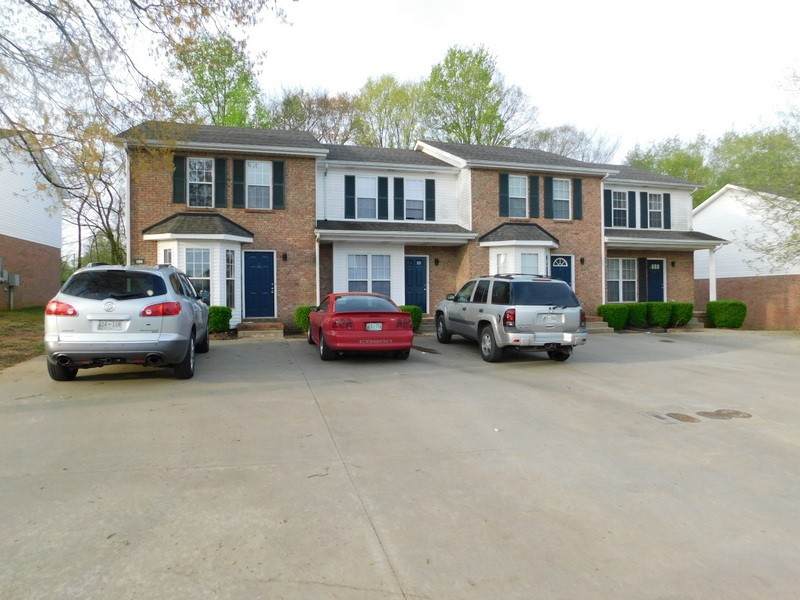 1125 Plymouth Rd - Photo 1