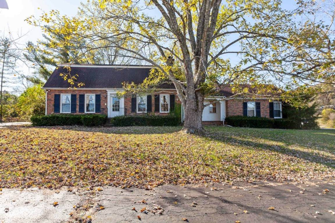 273 Valley View Drive - Photo 1