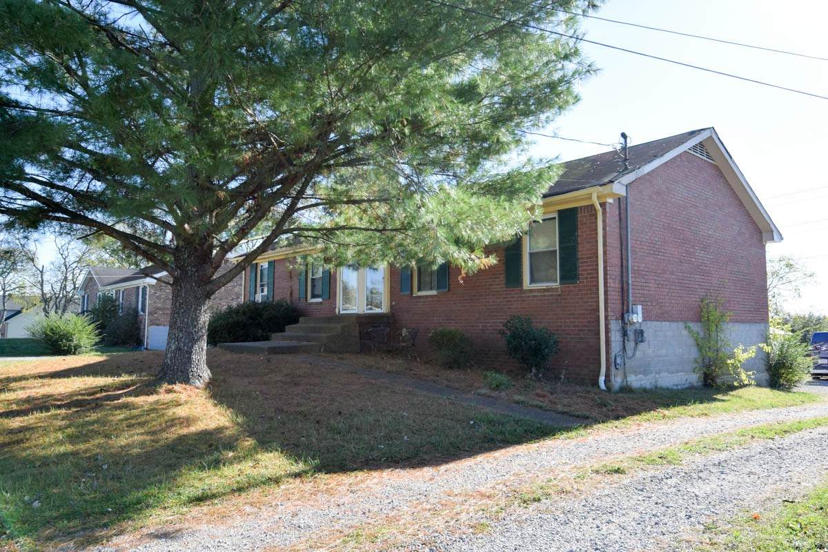 114 Raindrop Ln - Photo 1