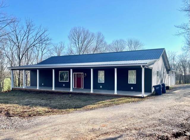 838 Quisenberry Lane - Photo 1