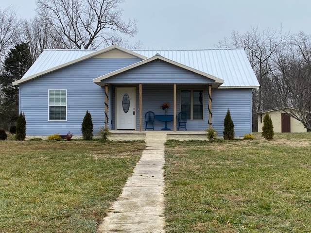 1192 Pleasant Ridge Rd - Photo 1