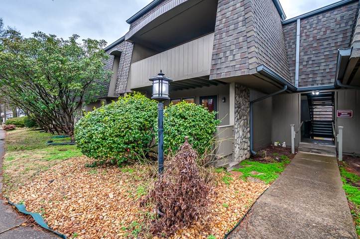 2929 Selena Dr - Photo 1