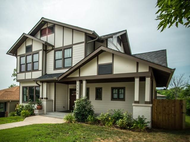 1109 W Grove Ave - Photo 1