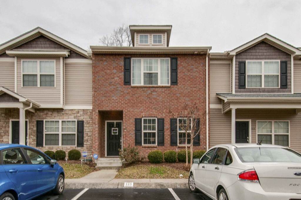 111 Northcrest Commons Cir - Photo 1
