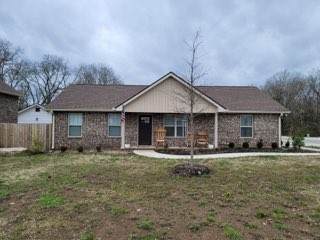 554A Park Ave - Photo 1