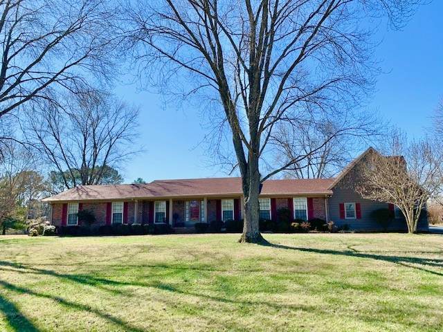 1703 Logan Dr - Photo 1