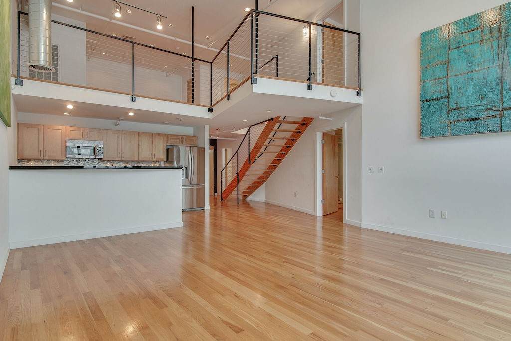 231 5th Ave N Apt 502 - Photo 1