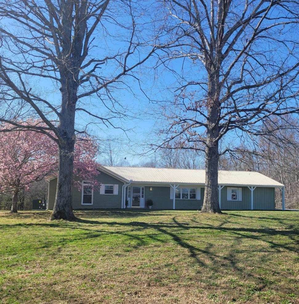 421 Newby Rd - Photo 1