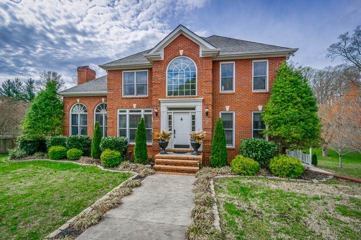 96 Chris Ln - Photo 1
