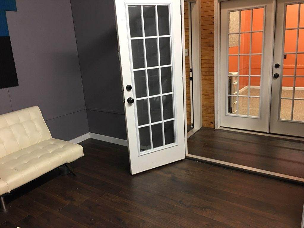111 Mill St - Photo 1