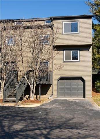 301 Summit Ridge Dr - Photo 1