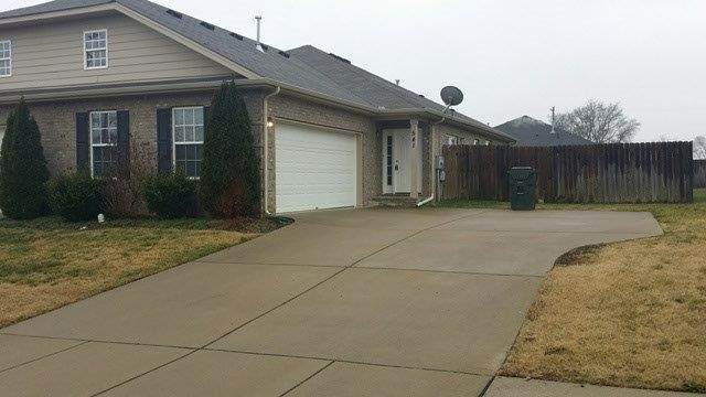 541 Rose Cottage Cir - Photo 1