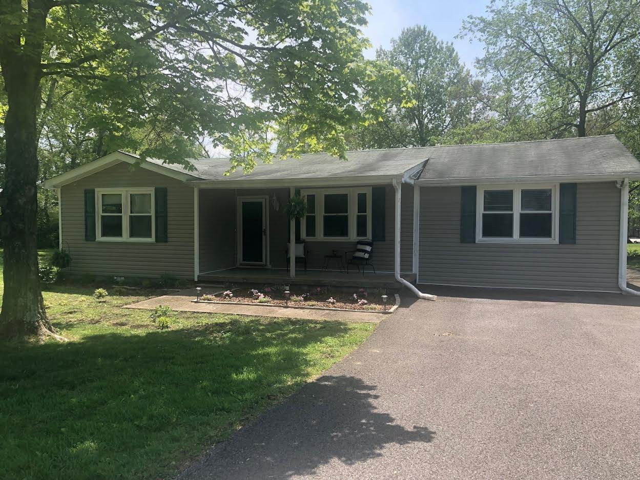 601 Caldwell Dr - Photo 1