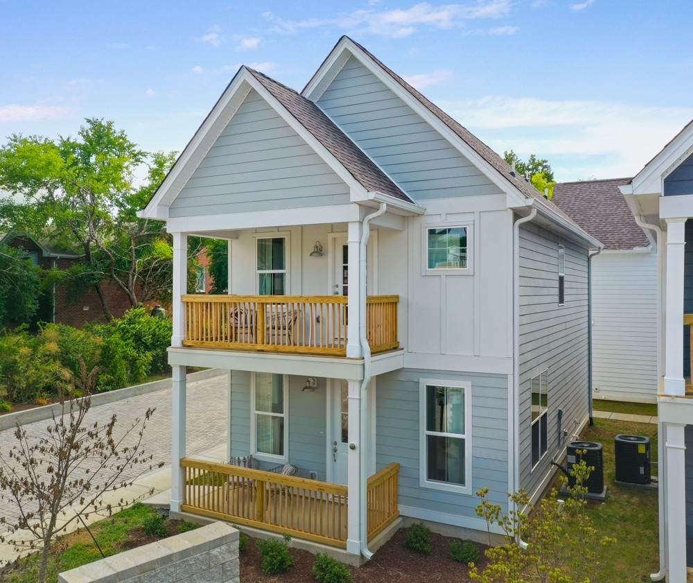 424 Creative Way - Photo 1