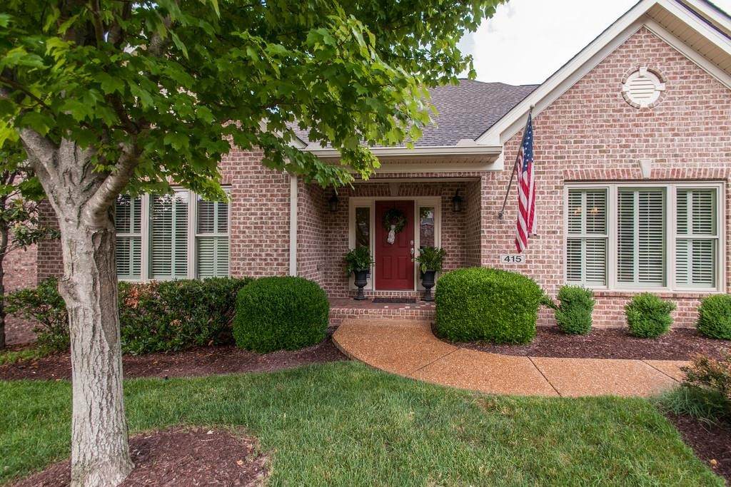 415 Summit Oaks Dr - Photo 1
