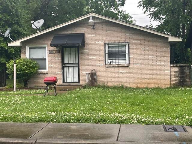 2416 Meharry Blvd - Photo 1