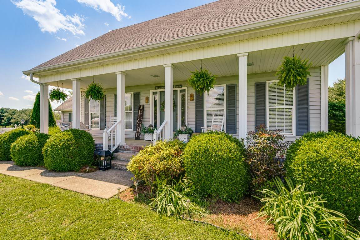 4127 Meadow View Cir - Photo 1