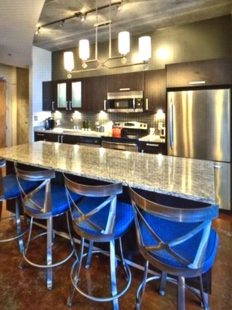 600 12th Ave - Photo 1