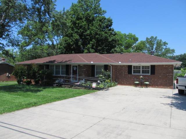 305 Fairlane Dr - Photo 1