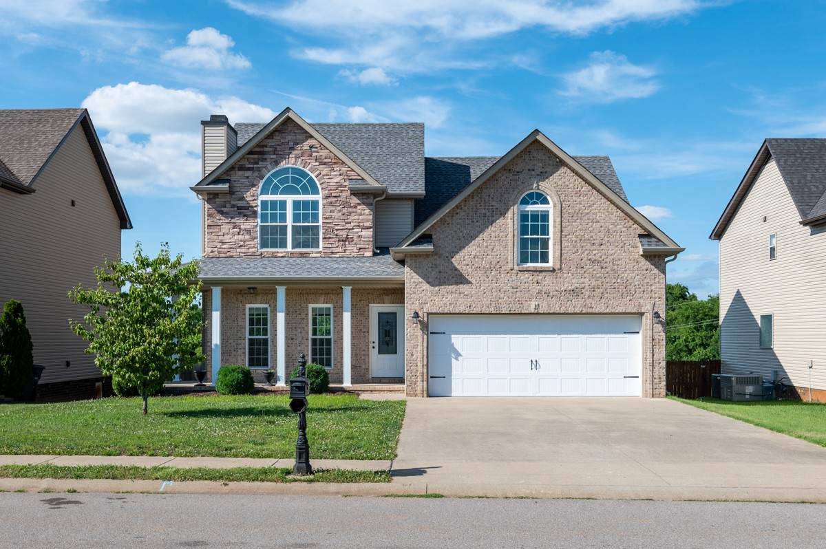 1077 Henry Place Blvd - Photo 1