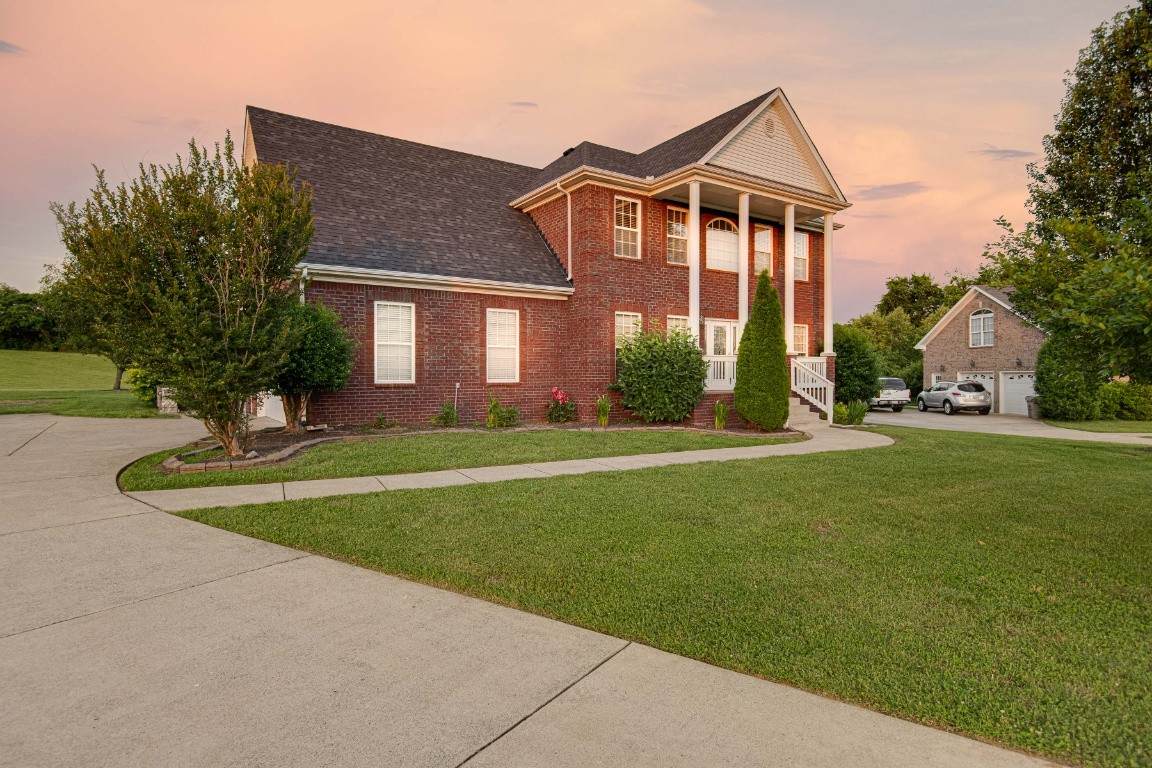 1079 Kacie Dr - Photo 1