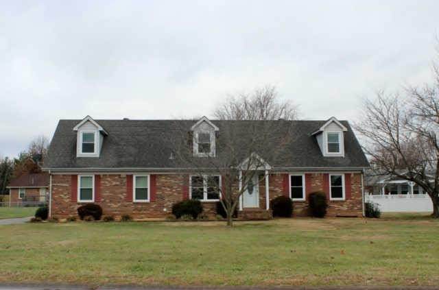1216 Woodbridge Dr - Photo 1