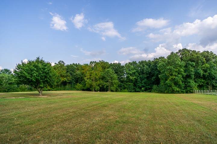 572 Ponder Rd - Photo 1