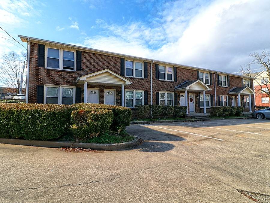 617 Madison Street #16 - Photo 1