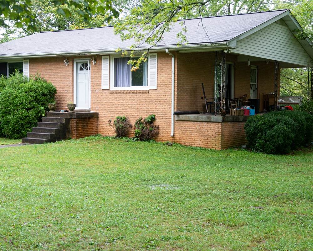 1901 Lake Rd - Photo 1